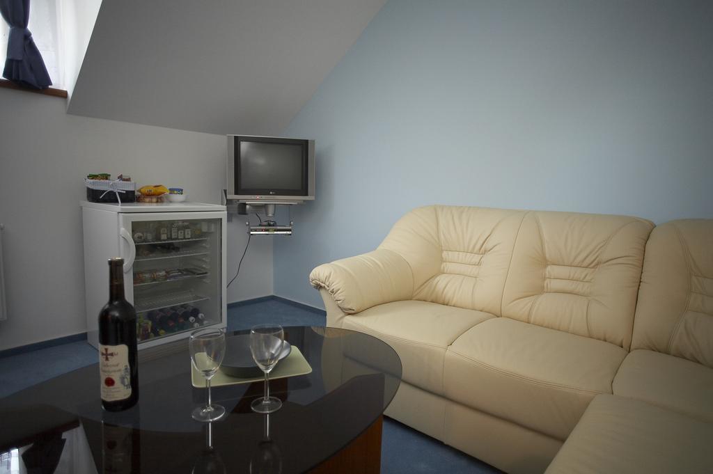 Pension Konopiste Benesov  Room photo